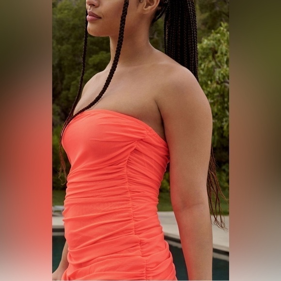 NWT By Anthropologie Strapless Ruched Mini Dress in Coral, 1X - Picture 9 of 10